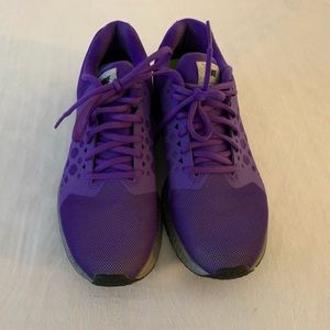 Nike Womens Zoom Pegasus 31
